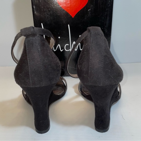 Luichiny Alice Chrome tip open toe Black Wedge w/ Black bows w/ Vintage buckles - Picture 10 of 15